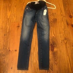 AG maternity super skinny jeans 27 18year